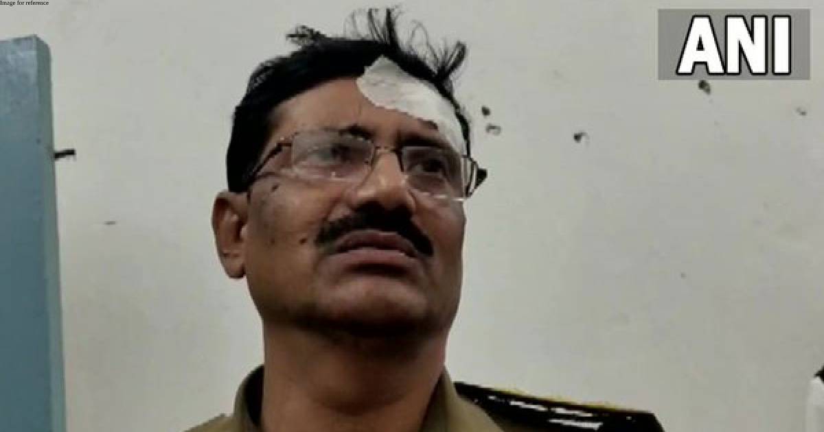 Excise Dept, police team attacked by Liquor mafia in Bihar's Arrah, 11 injured